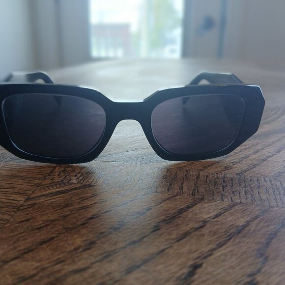 Prada Milano Spr17w Sunglasses - Picture 2 of 4